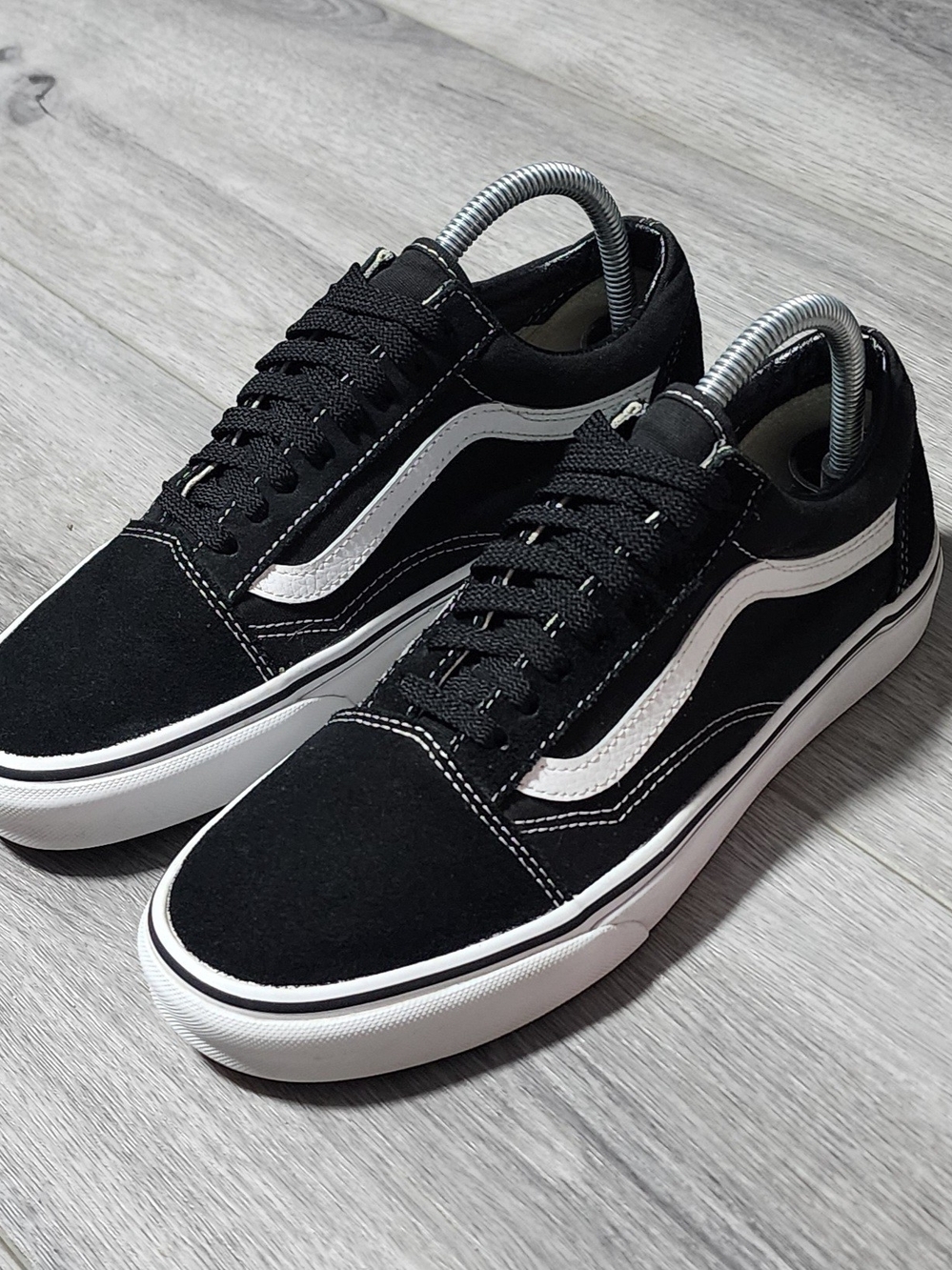 Vans Old Skool Low Top Black Suede Skate Sneakers Womens Size 8.5
